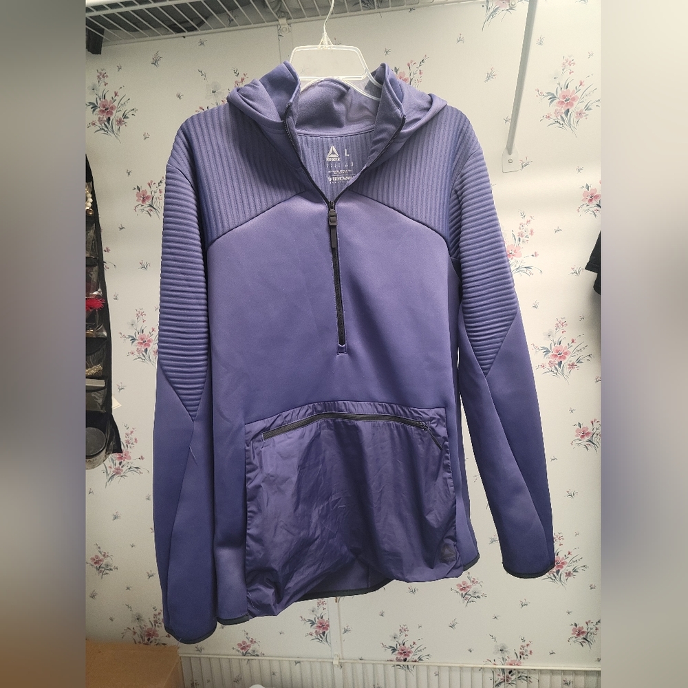 Reebok Pullover